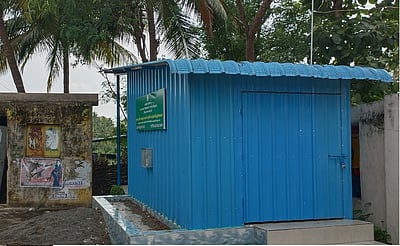 பயனின்றி பூட்டிக் கிடக்கும் குடிநீா் சுத்திகரிப்பு நிலையம்