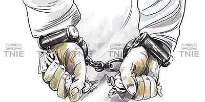உதகையில் இரண்டு வியாபாரிகளுக்கு அரிவாள் வெட்டு; ரூ.30லட்சத்துடன் தப்பி சென்ற கும்பல்  பிடிபட்டது!