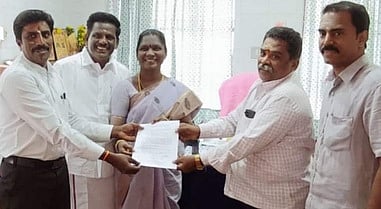 கம்பம் நகராட்சி வழக்குரைஞா் நியமனம்