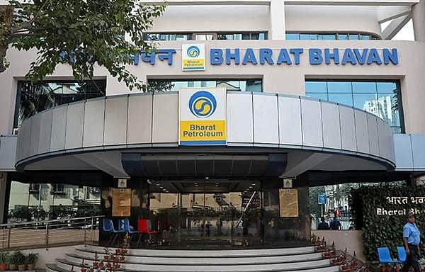 ரூ.25,000 சம்பளத்தில் பாரத் பெட்ரோலியம் கார்ப்பரேஷனில் வேலை: விண்ணப்பிக்க தகுதிகள் என்ன?