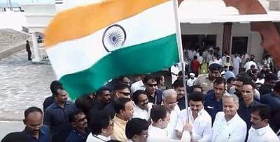 ராகுலின் நடைப் பயணத்தைத் தொடக்கிவைத்தார் மு.க.ஸ்டாலின்!