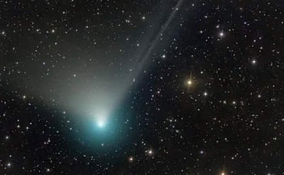 50 ஆயிரம் ஆண்டுகளுக்கு பிறகு பூமியை  நெருங்கும் பச்சை வால் நட்சத்திரம்!