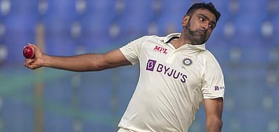 அஸ்வின் பந்துவீச்சை எதிர்கொள்வது எப்படி?: புதிய திட்டத்துடன் பிரபல ஆஸி. வீரர்