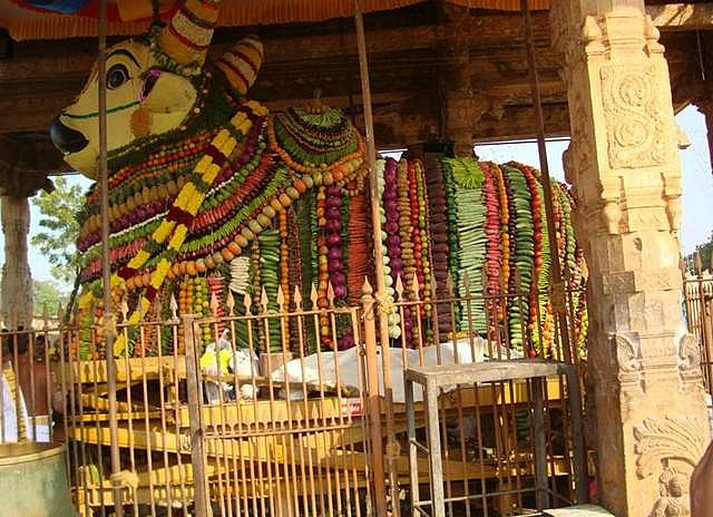 மனித வாழ்வில் மாறுபடாத கோயில்கள்!