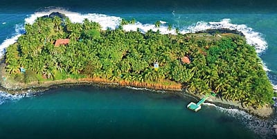 நித்யானந்தாவைப் போல தனித் தீவு வாங்க ஆசையா? ஜஸ்ட் ரூ.3.86 கோடி போதும்