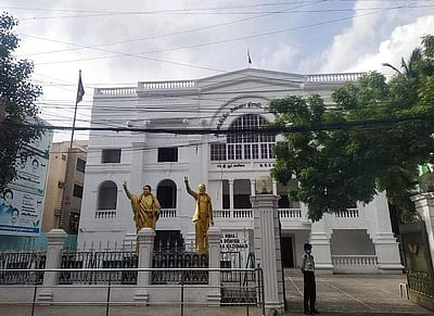 இடைத்தேர்தல்... விருப்பமுள்ளோர் விருப்பமனு அளிக்கலாம்: அதிமுக அறிவிப்பு