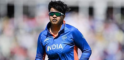 மகளிர் யு-19 டி20 உலகக் கோப்பை: இந்திய அணி இறுதிச்சுற்றுக்குத் தகுதி