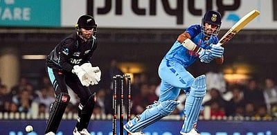 கேப்டன்களுக்கு அதிர்ச்சியும் ஆச்சர்யத்தையும் ஏற்படுத்திய ராஞ்சி ஆடுகளம்!