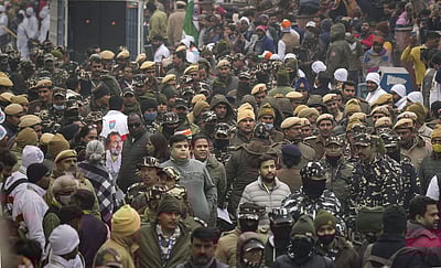 மீண்டும் யாத்திரையை தொடங்கினார் ராகுல் காந்தி - புகைப்படங்கள்