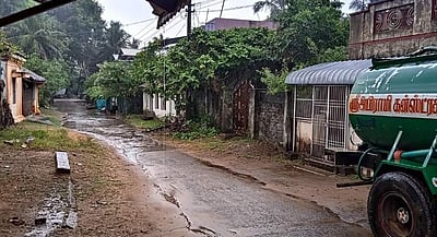 பூம்புகார் பகுதியில் மழை: விவசாயிகள் கவலை