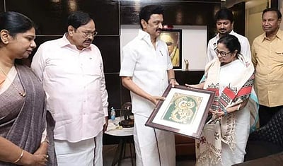 மேற்கு வங்க முதல்வர் மம்தா பானர்ஜி பிறந்தநாள்: மு.க.ஸ்டாலின் வாழ்த்து!