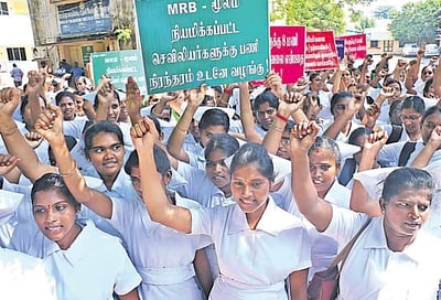 தொடர்ந்து 6-வது நாளாக ஒப்பந்த செவிலியர்கள் போராட்டம்!