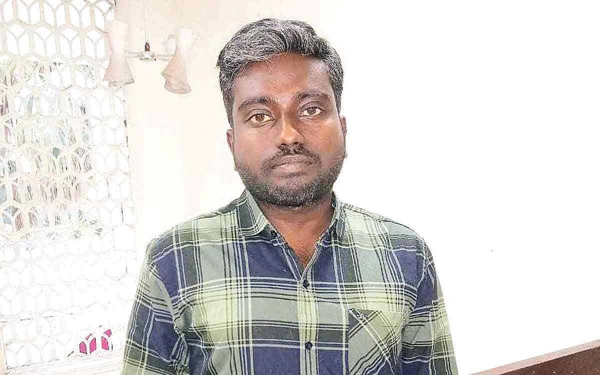 சமூகப் பிரச்னைகள் குறித்து தொடர்ந்து கவிதைகள் புனைவேன்