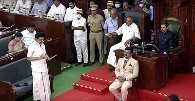 ஆளுநர் தாமாக பேசியவை அவைக் குறிப்பில் இடம்பெறாது!