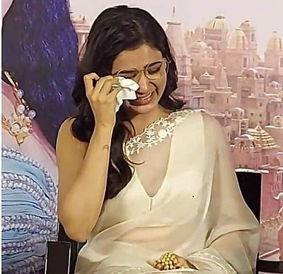 சாகுந்தலம் டிரைலர் வெளியீட்டு விழாவில் கண்ணீர் விட்டு அழுத சமந்தா!