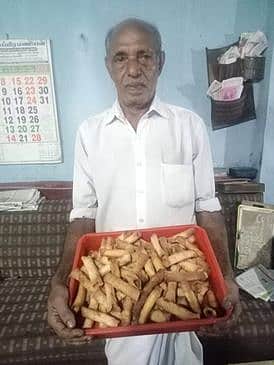 பாடகா் அறந்தை பாவாவின் ‘ஸ்வீட் ரோல்’!