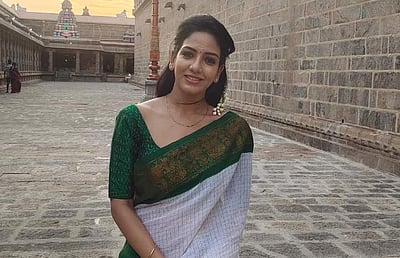 மீண்டும் சீரியலில் நுழையும் பாவனி: பிரபல தொடரின் 2-ஆம் பாகமா?