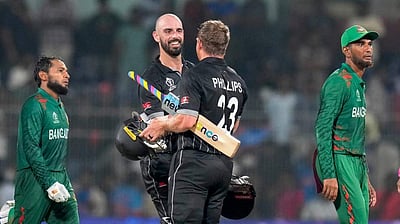 உலகக் கோப்பை: வங்கதேசத்தை வீழ்த்தியது நியூசிலாந்து 