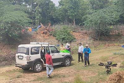 கொள்ளிடம் ஆற்றில் மணல் குவாரிகளில் அமலாக்கத்துறை அதிகாரிகள் ஆய்வு