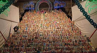 சிதம்பரம் நடராஜர் கோயிலில் பிரமாண்டமான கொலு!