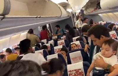 ஆபரேஷன் அஜய்: 274 இந்தியர்களுடன் 4-வது விமானம் தில்லி வந்தது!