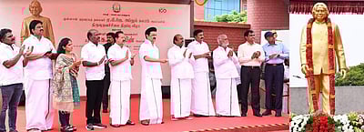 அண்ணா பல்கலை. வளாகத்தில் ஏ.பி.ஜெ. அப்துல் கலாமின் திருவுருவச் சிலை: முதல்வர் திறந்துவைத்தார்