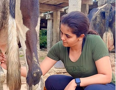 பால் பண்ணை ஆரம்பித்த கயல் தொடர் நாயகி!