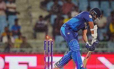 அதிக தோல்விகள்: ஜிம்பாப்வே சாதனையை சமன்செய்த இலங்கை!