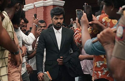 இணையத்தில் வைரலாகும் லேபில் தொடரின் டிரைலர்!