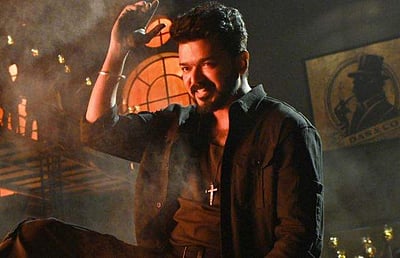 மோகன்லால், மம்மூட்டியைப் பின்னுக்குத் தள்ளிய விஜய்!