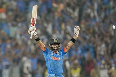 சதம் விளாசிய விராட் கோலி: வங்கதேசத்தை வீழ்த்தி இந்தியா அபார வெற்றி!