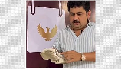 நூலிழையில் தப்பிய மகள்.. பெற்றோர்களுக்கு வெங்கடேஷ் பட் அறிவுரை