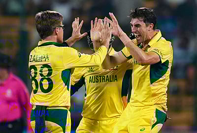 பாகிஸ்தானுக்கு எதிராக ஆஸ்திரேலியா அபார வெற்றி!