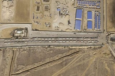 உதவிக்கரம் நீட்ட.. காஸா எல்லையில் காத்திருந்த வாகனங்கள்!