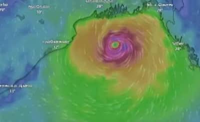 ‘ஹாமூன்’ புயல் வங்கதேசம் அருகே கரையை கடந்தது!