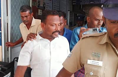 விவசாயியை தாக்கிய ஊராட்சி செயலர் மற்றொரு வழக்கில் கைது!
