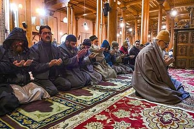 ஜாமியா மசூதியில் 3-வது வாரமாக தொழுகை ரத்து!