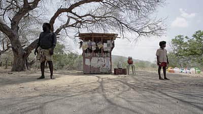 தமிழ் சினிமாவின் பெருமைமிகு அடையாளம்: கூழாங்கல் திரை விமர்சனம்