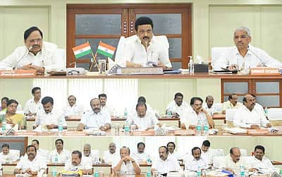 மீண்டும் மஞ்சப்பை: பிளாஸ்டிக் பயன்பாட்டைக் குறைக்க வேண்டும் - மு.க.ஸ்டாலின்