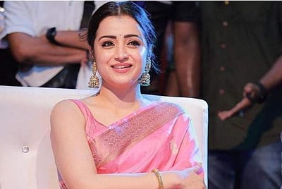 அஜர்பைஜான் சென்ற த்ரிஷா!