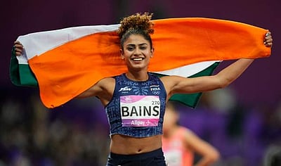 தடகளப் போட்டியில் வெள்ளி வென்றார் ஹர்மிலன்!