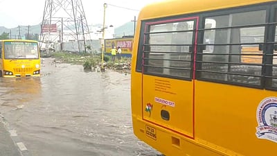 வெளுத்து வாங்கிய மழை: குளுகுளுவென மாறிய வேலூர்!