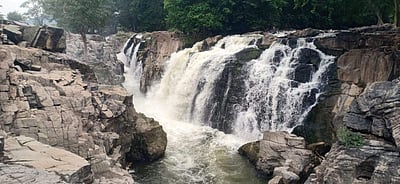 ஒகேனக்கல்லுக்கு நீர்வரத்து 3,000 கனஅடியாக குறைவு!