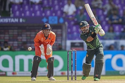 உலகக் கோப்பை: நெதர்லாந்துக்கு 287 ரன்கள் இலக்கு நிர்ணயித்த பாகிஸ்தான்!