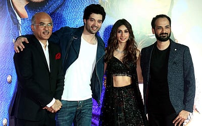 டோனோ திரைப்படத்தின் சிறப்புக் காட்சி - புகைப்படங்கள்