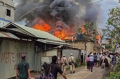 மணிப்பூரில் அக். 11 வரை மொபைல் இணைய சேவை முடக்கம்!