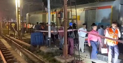 உ.பி.யில் ரயில் தடம் புரண்டு விபத்து!