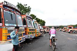 ரூ. 50 கோடி வாடகை நிலுவையை வழங்கக் கோரி எல்பிஜி டேங்கா் லாரிகள் வேலைநிறுத்தம்; மாலையில் வாபஸ்