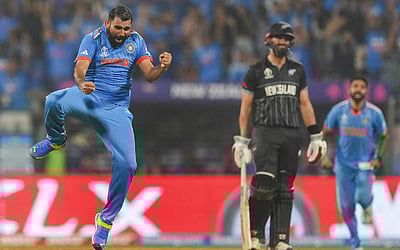 அரையிறுதிப் போட்டியில் இந்திய அபார வெற்றி - புகைப்படங்கள்