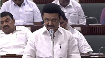 ஜனநாயகத்தை அவமதிக்கிறார் ஆளுநர்: பேரவையில் முதல்வர்!